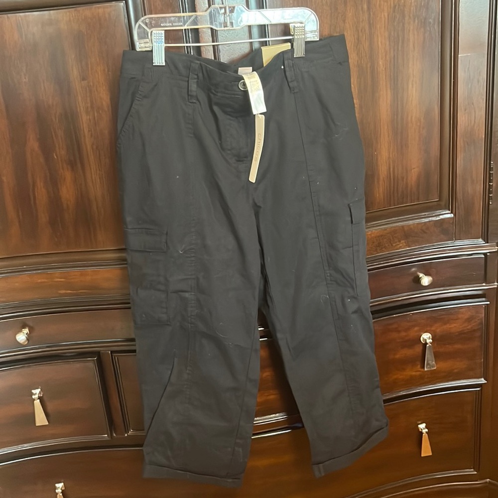 Chicos  cargo Capri pants
